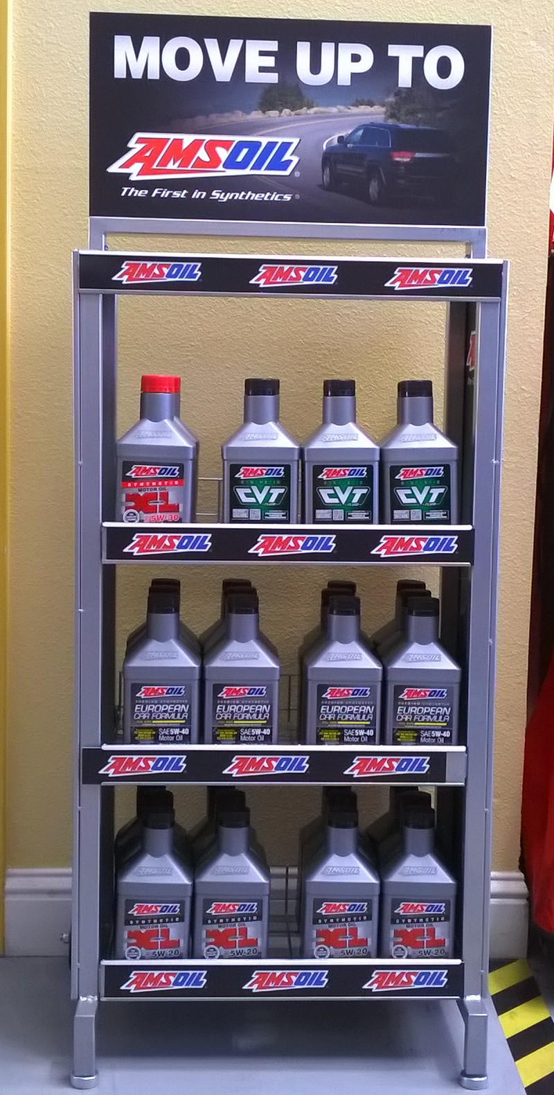 display stand of AMSOIL Motor Oil